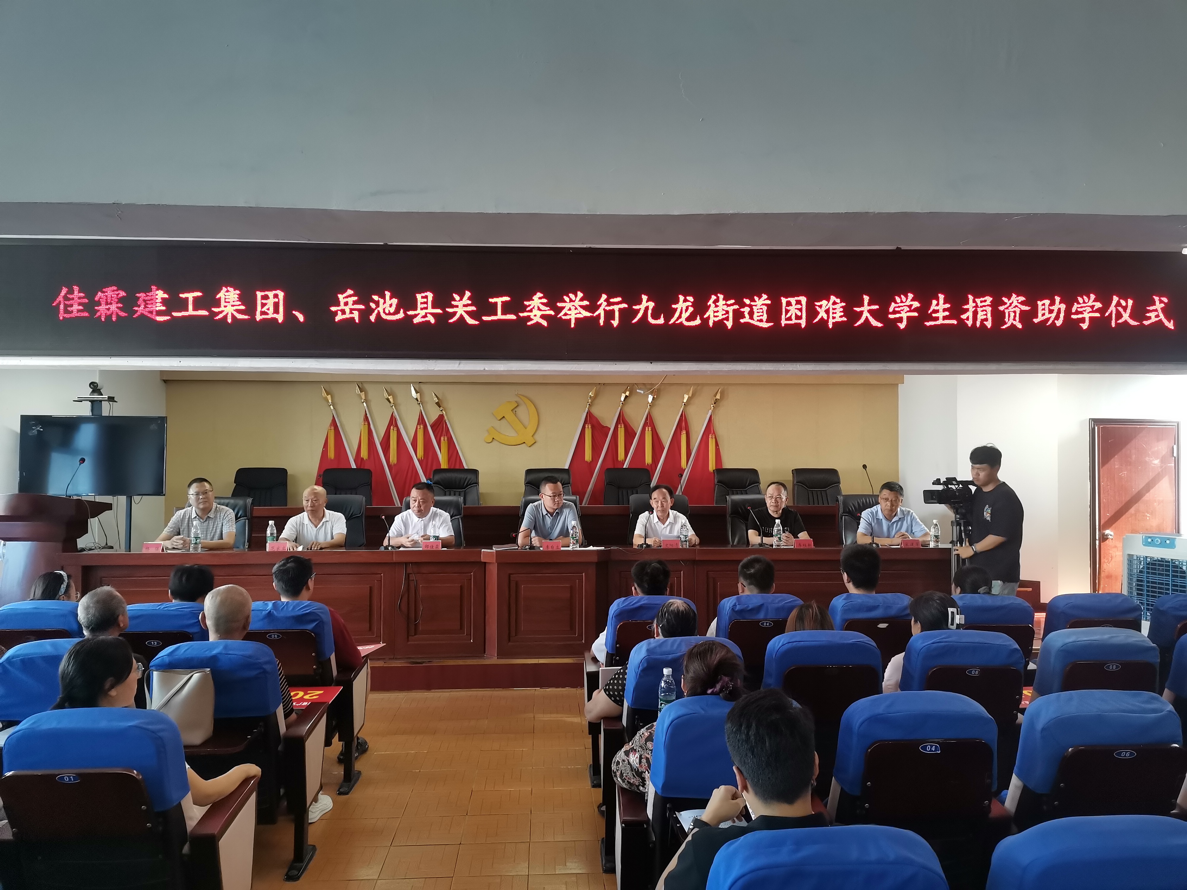 bdf6d6d88f1ce148ce365b8dfd23dc4.jpg bdf6d6d88f1ce148ce365b8dfd23dc4.jpg